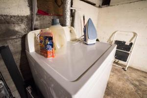 Cozy Comfort Minutes From Downtown Klamath Falls