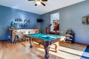 Lake Access and Private Hot Tub at Poconos Home! - هازلتون