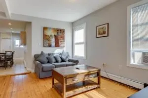 NEW! Boston Entire House Near MBTA, 3 Mi to Fenway! - Uphams Corner