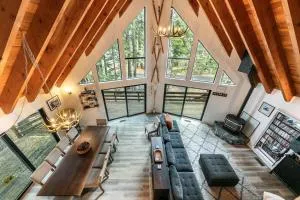 Apex Abode at Chamberlands - West Shore 3BR - Walk to Beach - Chamberlands HOA Amenities - Pomins