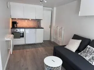 Lägenhet med egen ingång. - Södermalm