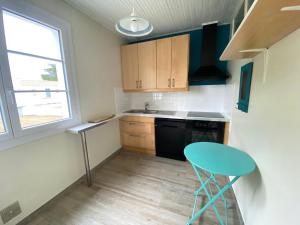 Maison rénovée avec jardin et garage - Proche mer - FR-1-231-182