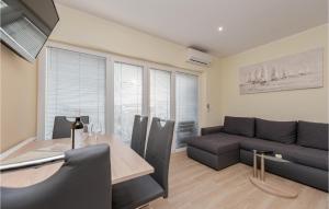 Cozy Apartment In Sukosan