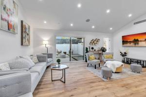 Home next to Universal and Hollywood LA