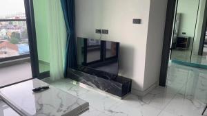 Arcadia Millennium Tower Condominium