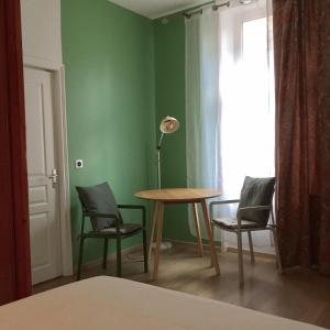 Appartements MRTN APARTMENTS Studio & Suites - Aix-les-Bains, hypercentre : photos des chambres