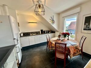 Appartements A2 pas de Colmar terrasse,parking : photos des chambres