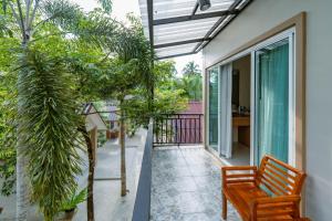 Lightplus Khao Lak
