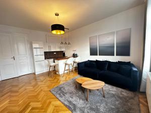 Luxury 3 bedroom apartment near Schönbrunn Palace