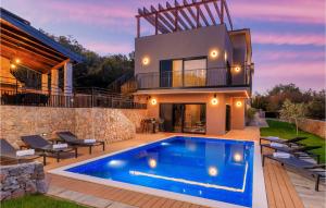 Amazing Home In Klanice With Sauna 