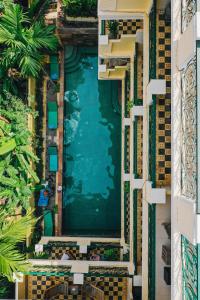 Golden Banana Residence