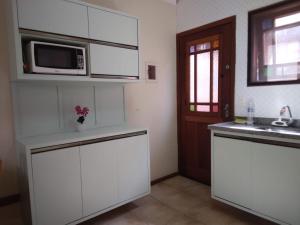 Apartamento Duplex a 100 metros da Praia de Boracéia