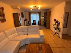 Villa à Villepreux, Proximité Versailles et Paris - 伊兰柯尔特