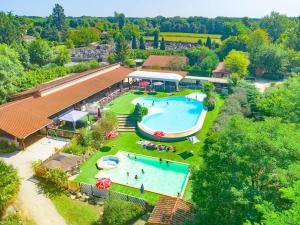 Campings Camping Les Lacs de Courtes : photos des chambres
