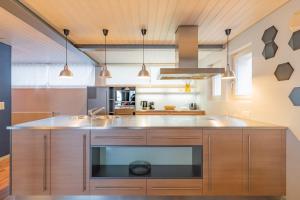 The Glacier Express Apartment - GRINDELHOMES