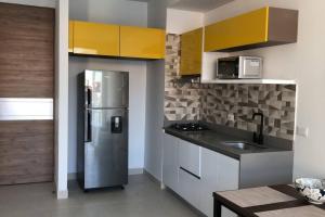 Salinas del Mar en Pozos Colorados