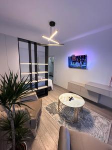 Urban Luxury Studios by Cozy Apartments
