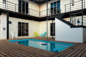 Emi’s Place Container Living