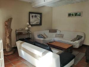 BELLE MAISON DE CARACTERE Dans VILLAGE et sa PISCINE Privée 7 PERS- 3 Chambres - 12 Rue Emile Zola