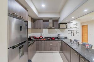 Lujoso Condominio Tiburon a 3 Cuadras de la Playa