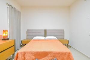 Bonito condo Zona Dorada con Piscina y Cochera