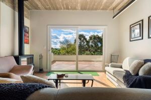 Cobertura no Laje de Pedra 4 Suítes by Achei