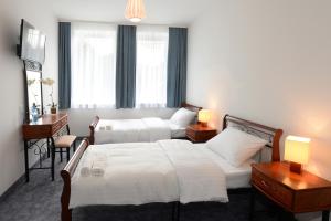 Kelman Inn Global Nowa Sól