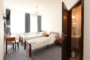 Kelman Inn Global Nowa Sól