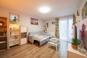 Center Budget Apartment Inside Free Parking Self Check-In Free Streaming AC Balcony