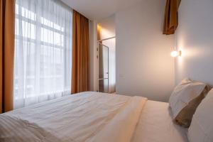 Downtown getaway apartments by Prime Rentals I