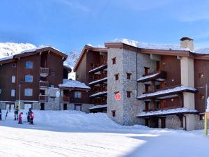 Appartement rénové ski aux pieds, balcon, 5 pers. - FR-1-181-2746