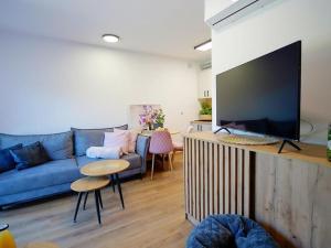 Spacious holiday home with a terrace, Mielenko