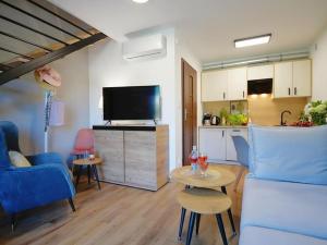 Comfortable holiday home with a terrace, Mielenko