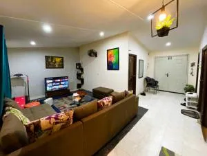 QB Elegant Villa with Valley View - New Mīrpur