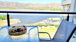 Departamento frente a lago Carlos Paz - Villa Siquiman - Complejo Veneto Village