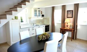 Effie Perine Apartments