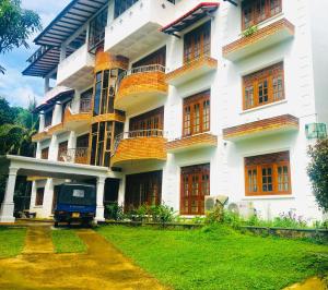 mount house hotel