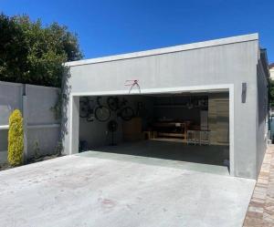 Charming home, The Vines in Constantia