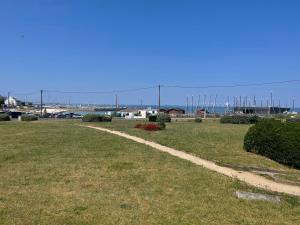 Superb studio facing the sea with large terrace