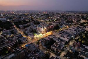 Classio Royale By iO Hotels Near Golden Temple