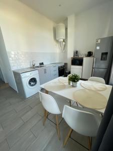 Lumineux 2P Climatisé La Joliette Vieux Port Panier Marseille 13002 Netflix