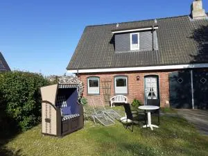 Haus Dorfschmiede, Whg Seehund - Alkersum