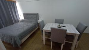 Ambiente con wifi Plaza Colon