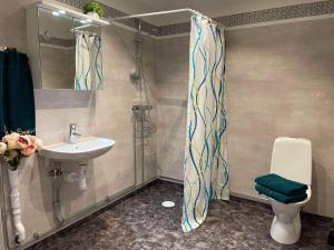 Jättefin lägenhet mellan staden och fjället