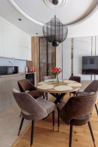 DONNER LUXURY APARTMAN