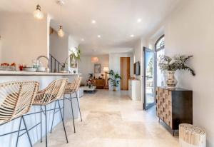 Villa La Bastide l Authentic & Pool l Shellter Rentals