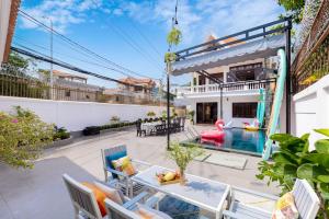 Villa 91 VTS - Gần Biển Thùy Vân - Sân Rộng Đãi Tiệc - BIDA - KARAOKE FREE