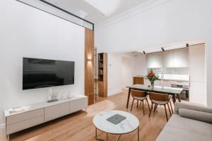 Stunning Apartment near Gran Via Metro
