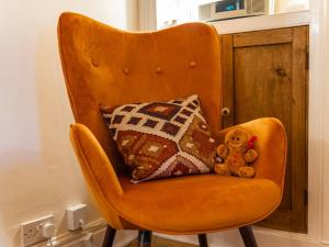 Charming Victorian Hidden Gem - Pass the Keys