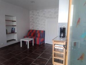 Appartements Studio equipe 2 personnes, Port la Nouvelle centre : photos des chambres